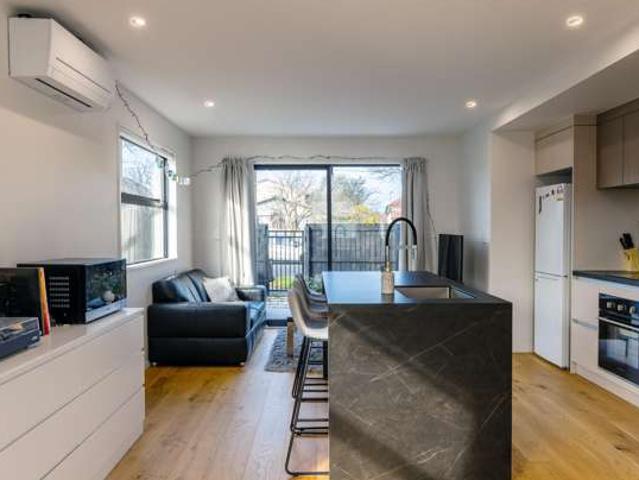 1/32 Cross Street, Phillipstown, Christchurch City