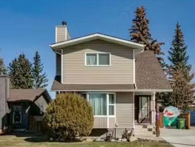 132 Big Springs Hill Se, Airdrie, AB, T4A 1K4 house for sale.