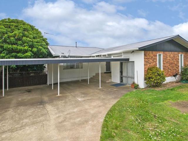 132 Elliott Street, Papakura, Papakura