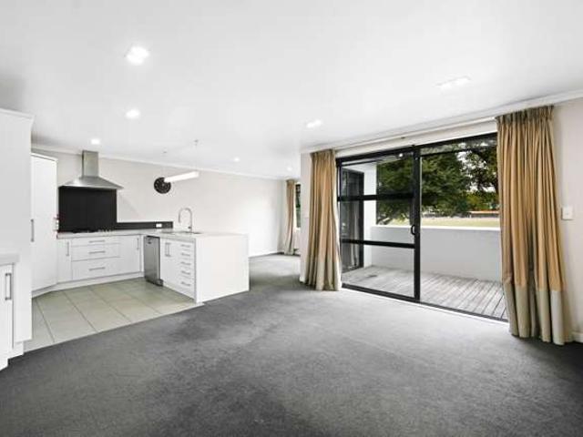 132C Firth Street, 1074, Hamilton City
