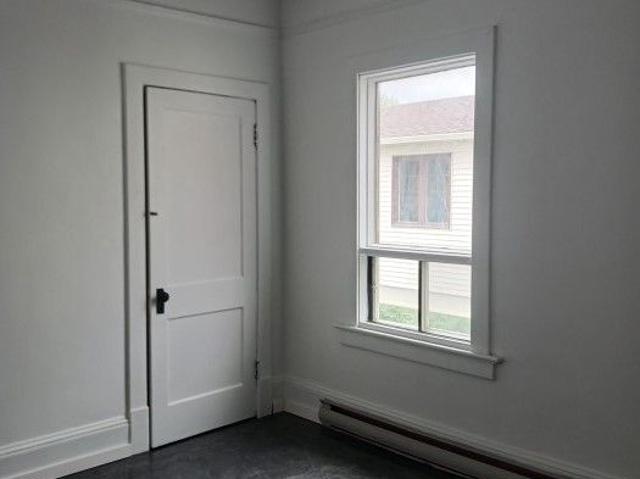 1330 KING OUEST, SHERBROOKE, J1J 2B6 Août