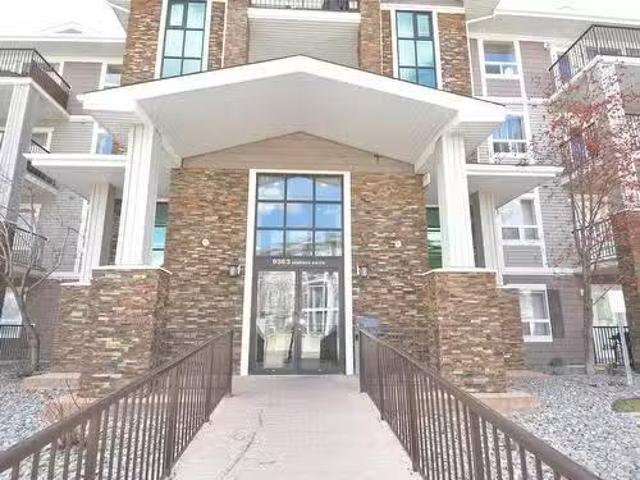 1330 9363 Simpson Drive, Edmonton, AB, T6R 0N2 condo for sal.