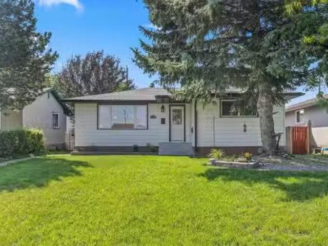 13320 123 Street Nw, Edmonton, AB, T5L 0J9 house for sale L.