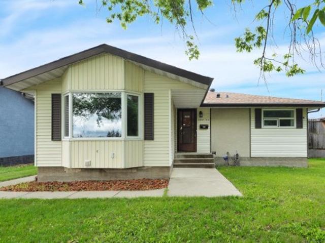 1332 Street, Edmonton, AB, T5C 0T7 house for sale | Listing ID E4497 | Royal LePage