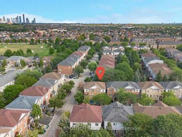 133 1 Britannia Road W, Mississauga, ON, L5V 2K4 townhouse for sale | Listing ID W13700 | Royal LePage