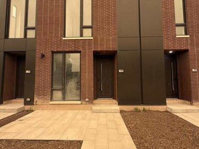 133 Everett Common, St. Catharines, ON, L2P 0G8 townhouse for lease | Listing ID X13585 | Royal LePage