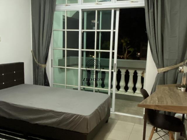 133 Hemmant Road, Versailles, Singapore 438686