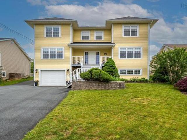 133 Lundy Drive, Cole Harbour, NS, B2W 3S3 Luxury House for sale | Listing ID 202617 | Royal LePage Carriage Trade Luxury Properties