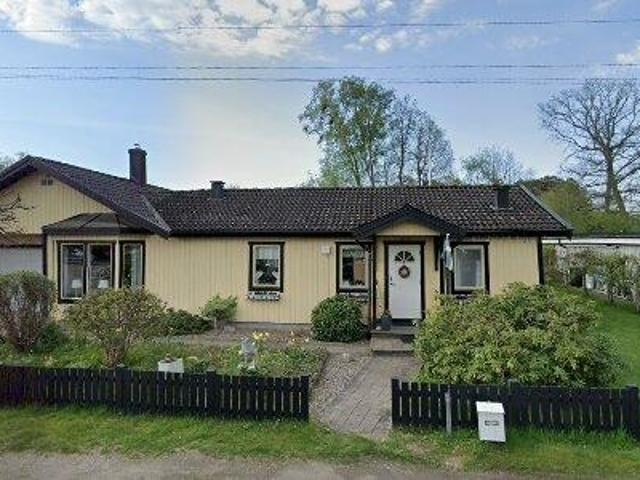 133 m2 lägenhet uthyres i Laholm