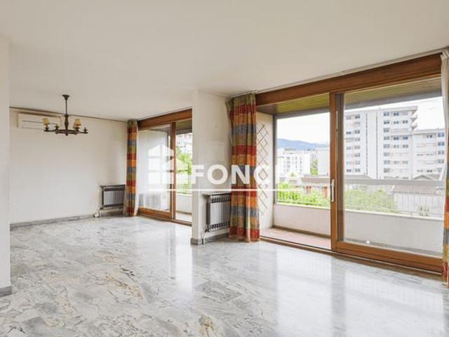 ✨ 133 m² de lumière et de volumes au cœur d’une copropriété de standing