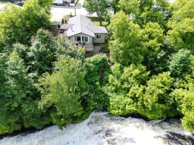 133 Rue Ketchen, Témiscaming, QC, J0Z 3R0 house for sale | Listing ID 23813 | Royal LePage