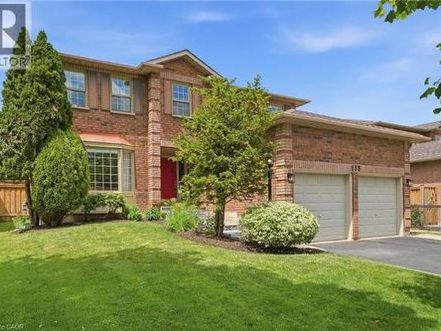 133 Warner Drive, Oakville, ON, L6L 6G7 house for sale | Listing ID 40837 | Royal LePage