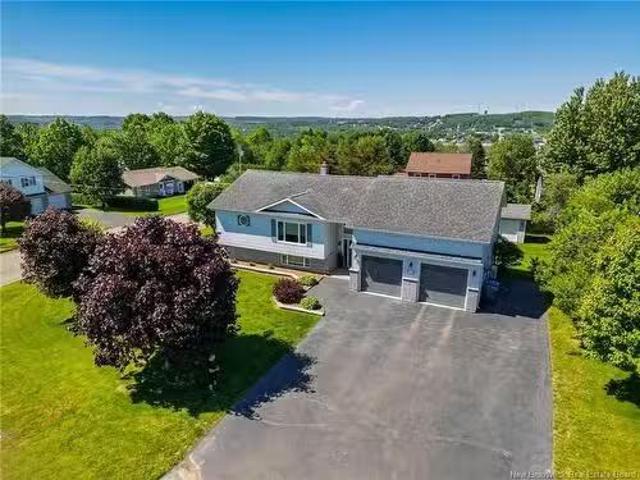 133 Wilson Cres, Grand Sault/Grand Falls, NB, E3Y 1G3 house.
