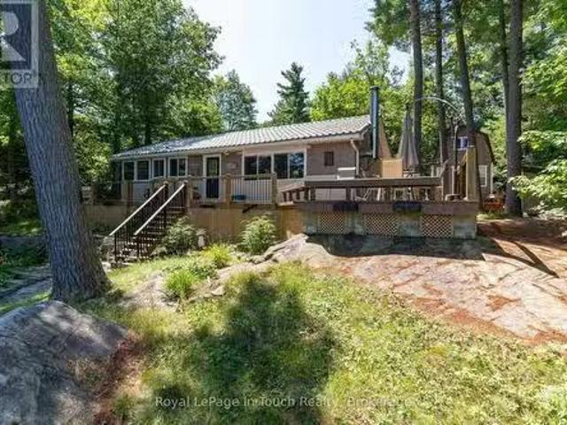 1346 Island 980, Georgian Bay Baxter, ON, P0E 1E0 house fo.