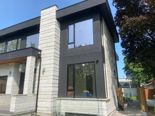 1349 Melton Drive, Mississauga, ON, L4Y 1L6 house for sale | Listing ID W13470 | Royal LePage