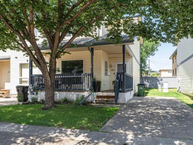 134 10909 St Nw, Edmonton, AB, T5H 4M7 townhouse for sale | Listing ID E4499 | Royal LePage