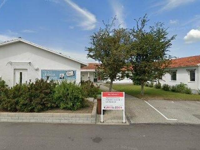 134 m2 kontor uthyres i Husie