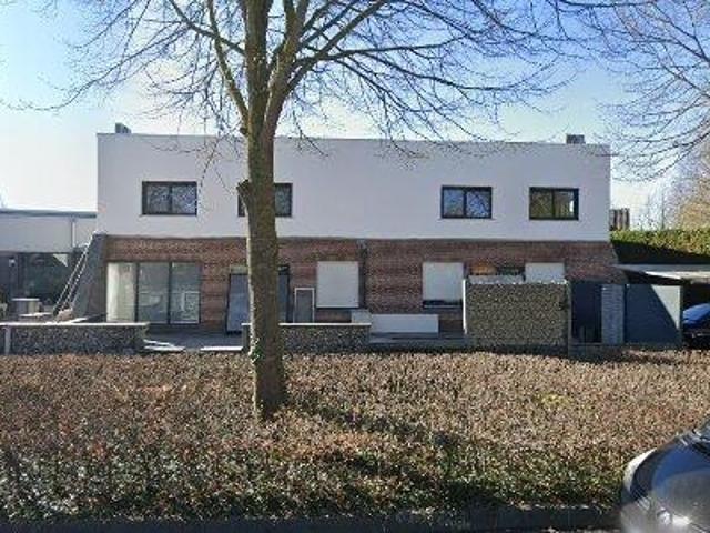134 m2 office space for rent in Bladel
