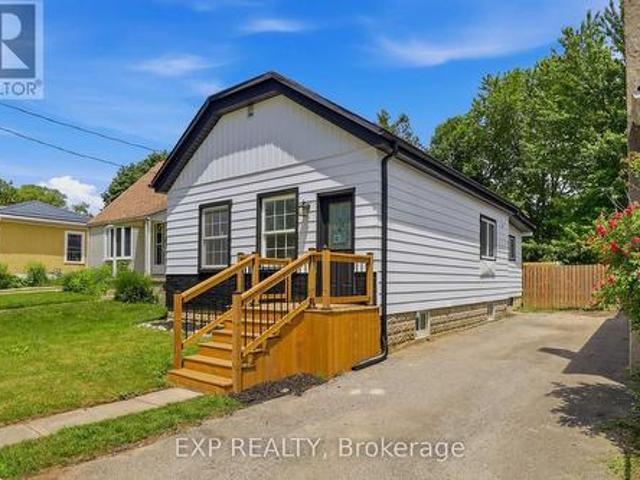 134 Sterling Street, London East C, ON, N5Y 1Y8 house for sale | Listing ID X13552 | Royal LePage