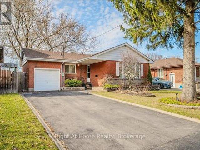 134 West 27Th Street, Hamilton Westcliffe, ON, L9C 5A3 house for sale | Listing ID X12032 | Royal LePage