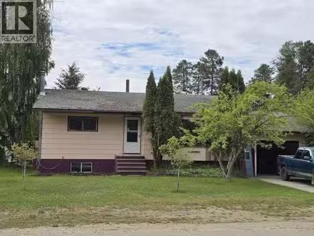 1355 7Th Avenue, Valemount, BC, V0E 2Z0 house for sale List.