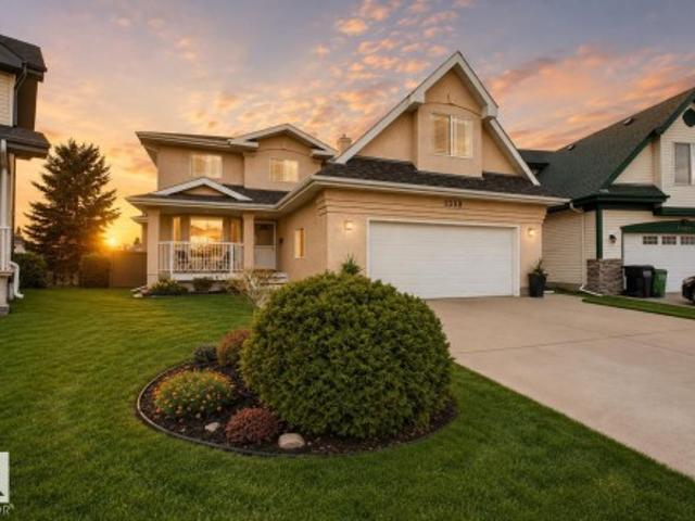 1358 A Street, Edmonton, AB, T6J 7G2 house for sale | Listing ID E4493 | Royal LePage