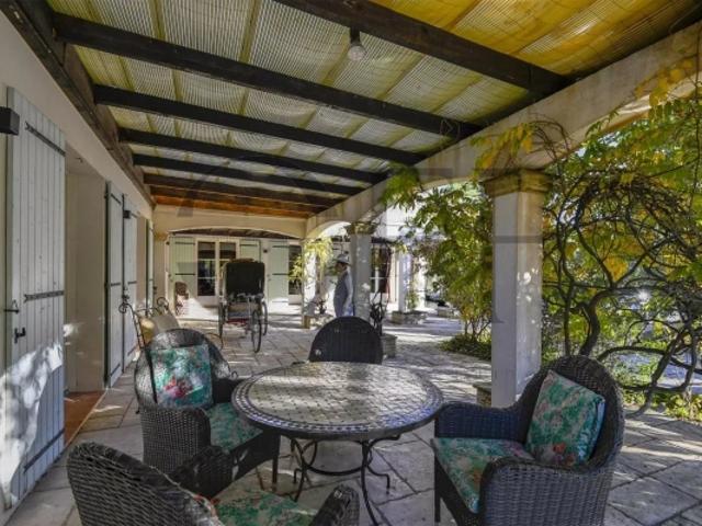 13510 EGUILLES, à 15 minutes d'AIX EN PROVENCE MAISON / VILLA