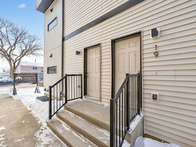 13516 115 Avenue 2 Bedroom Home for Rent at 13516 115 Ave Nw, Edmonton, AB T5M 3A8 Woodcroft