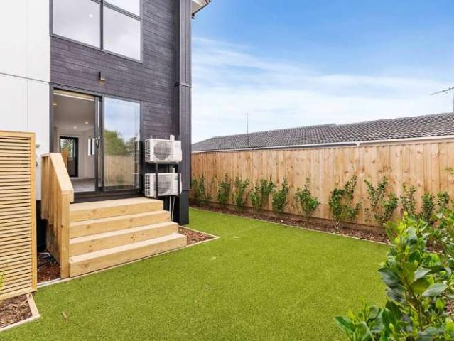 13/51 Te Kanawa Crescent, Henderson, Waitakere City