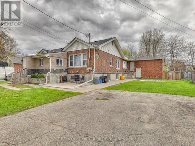 135 Chatham Street, Brantford, ON, N3S 4G5 investment for sale | Listing ID X13503 | Royal LePage