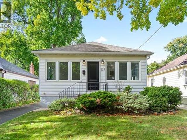 135 Deane Avenue, Oakville, ON, L6K 1N2 house for sale | Listing ID 40845 | Royal LePage