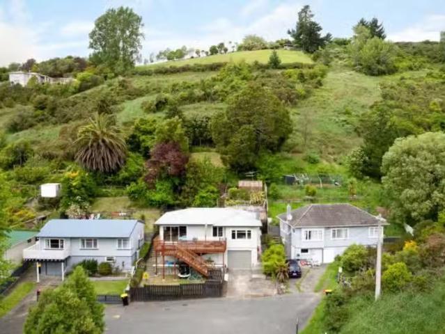 135 Emano Street, Toi Toi, Nelson