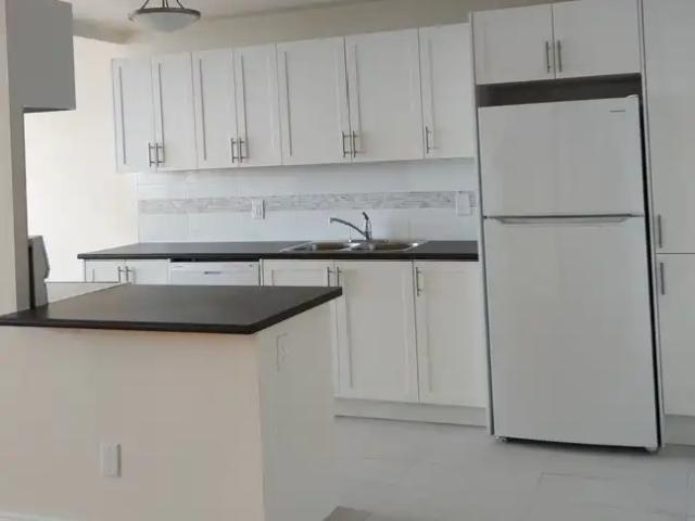 135 Fenelon Drive Toronto