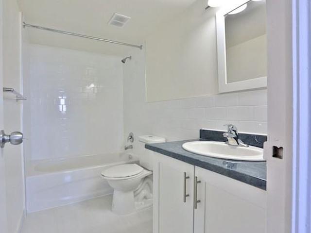 135 Fenelon Drive Toronto 2 Bedroom Apartment for Rent at 135 Fenelon Dr, Toronto, ON M3A 3K7 Sunnybrook York Mills