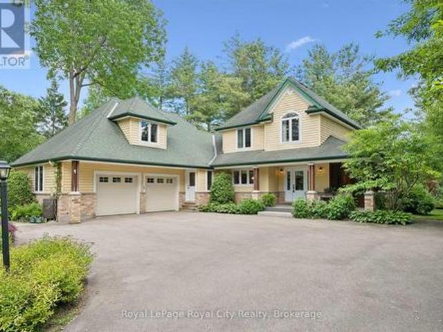 135 Hume Road, Puslinch, ON, N0B 2J0 Luxury House for sale | Listing ID X13608 | Royal LePage Carriage Trade Luxury Properties