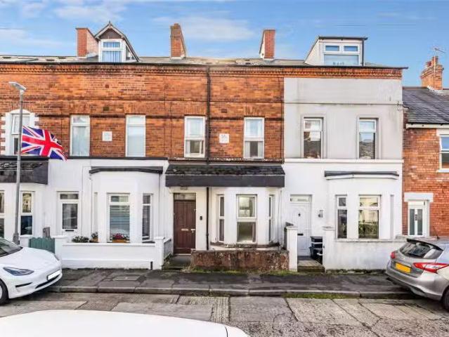 135 Hyndford Street
