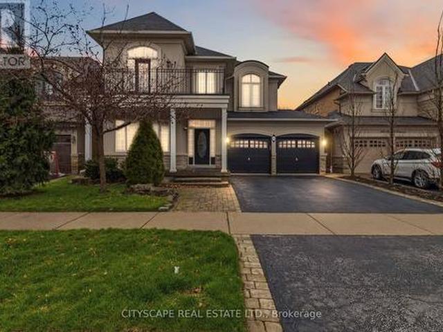 135 Innville Crescent, Oakville, ON, L6L 0B8 house for lease | Listing ID W13075 | Royal LePage