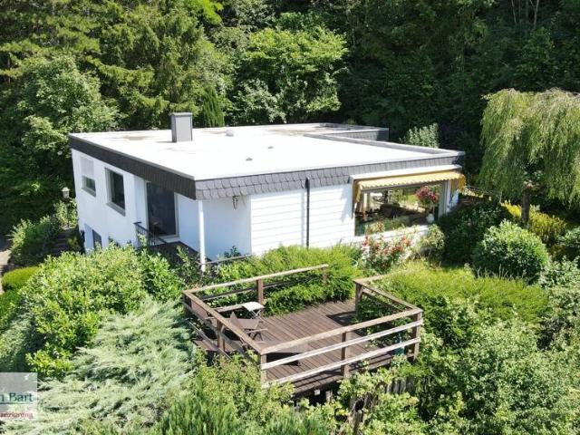 135 M² GROßES WOHNHAUS MIT BLICK ÜBER MERZIG AM WALDRAND