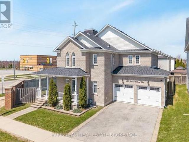 135 Prince William Way, Barrie, ON, L4M 7H6 house for sale | Listing ID S13432 | Royal LePage