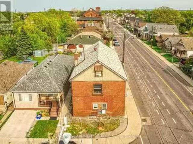 1367 Cannon Street E, Hamilton, ON, L8H 1W2 house for sale.