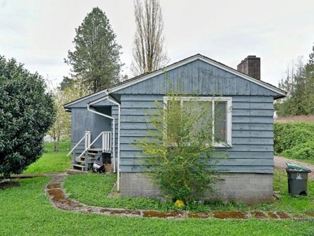 13691 Avenue, Surrey, BC, V3T 1J1 house for sale | Listing ID R3127 | Royal LePage