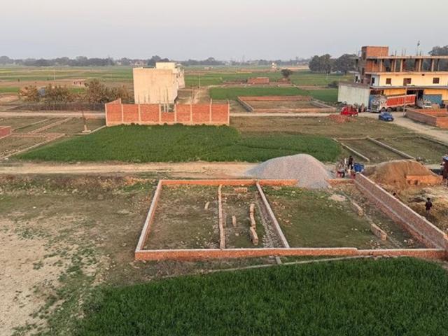 1360 Sq.Yd. Plot in Gangapur Varanasi Listing ID: #9966