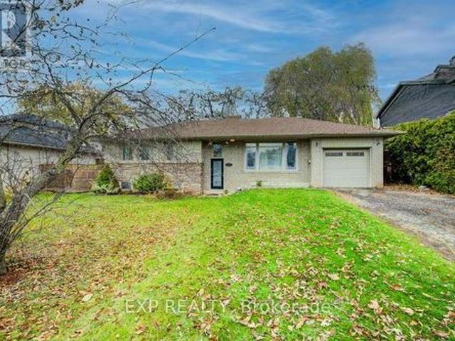 1361 Stanbury Road, Oakville Wo West, ON, L6L 2J5 house for sale | Listing ID W13450 | Royal LePage