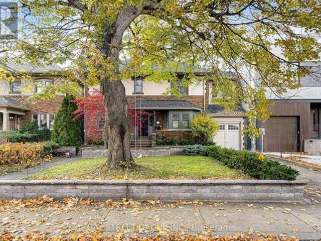 136 Humbercrest Boulevard, Toronto, ON, M6S 4L3 house for sale | Listing ID W12895 | Royal LePage