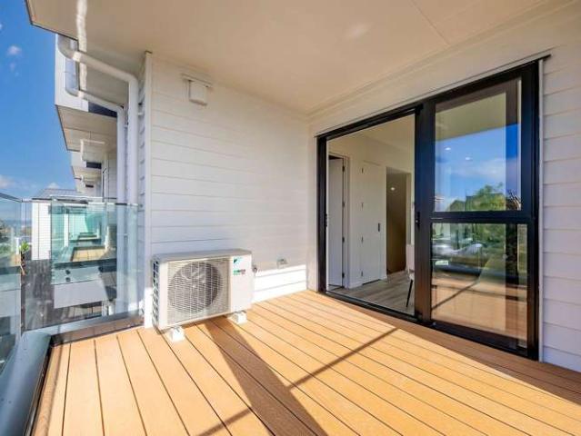 136 Mokoia Road, Chatswood, North Shore City