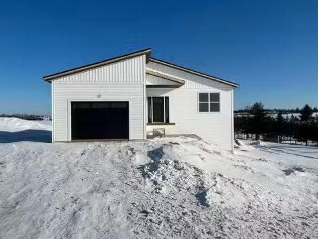 1374 Kingston Road, Kingston, PE, C0A 1H0 house for sale Li.