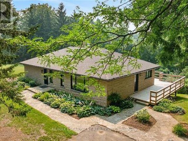 1376 Mineral Springs Road, Hamilton, ON, L9H 5E3 house for sale | Listing ID X13594 | Royal LePage