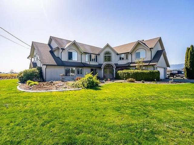 13795 Hale Road, Pitt Meadows, BC, V3Y 1Z1 house for sale | Listing ID R2953 | Royal LePage