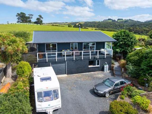 1371 Taieri Mouth Road, Taieri Mouth, Clutha