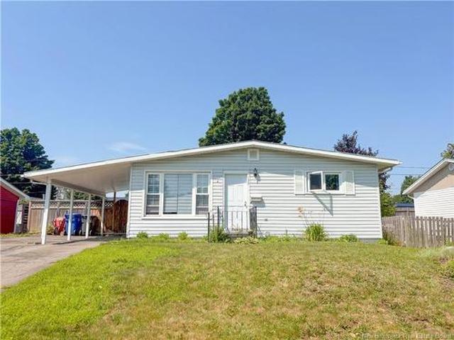 137 Elizabeth St, Woodstock, NB, E7M 1P8 house for sale | Listing ID NB142342 | Royal LePage